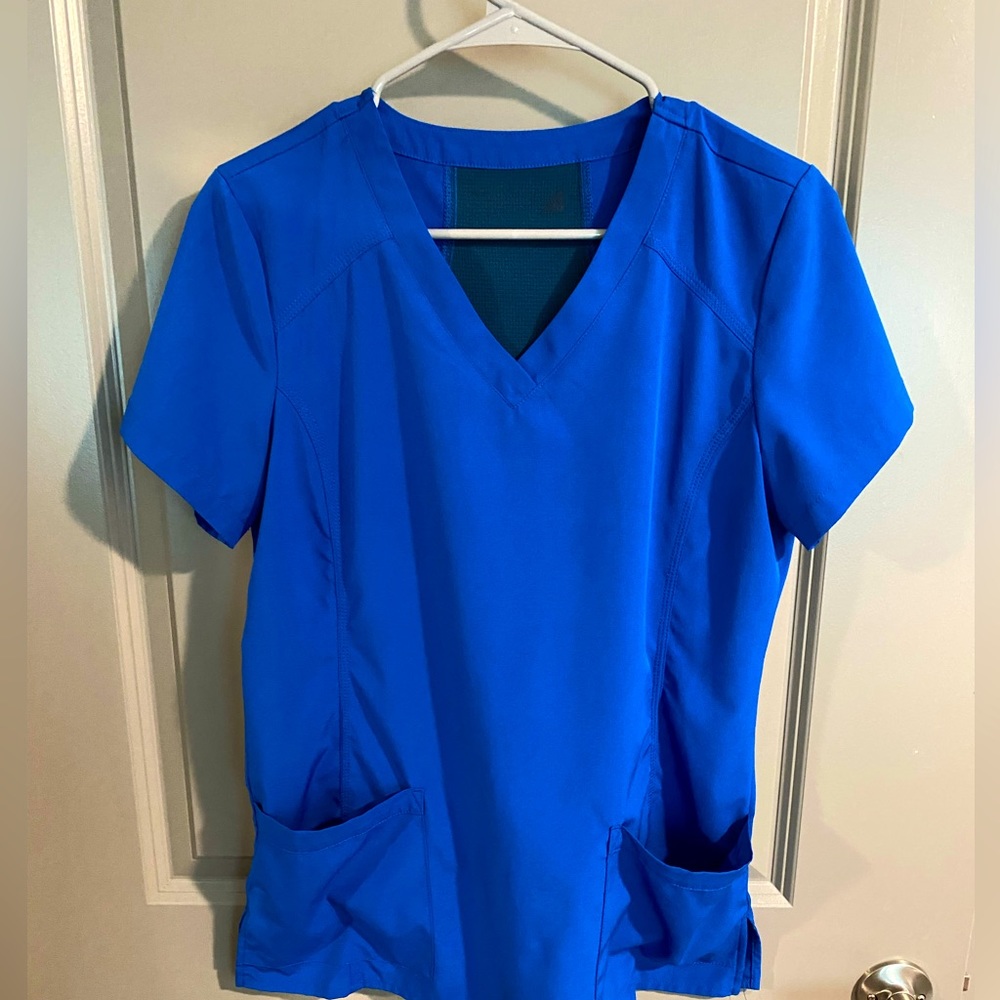 Women’s Scrub Set from White Cross | Fit